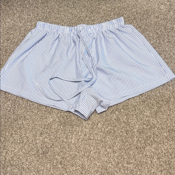 Blue & White Striped poplin Shorts cotton blend material with elastic waistband - Picture 2 of 8